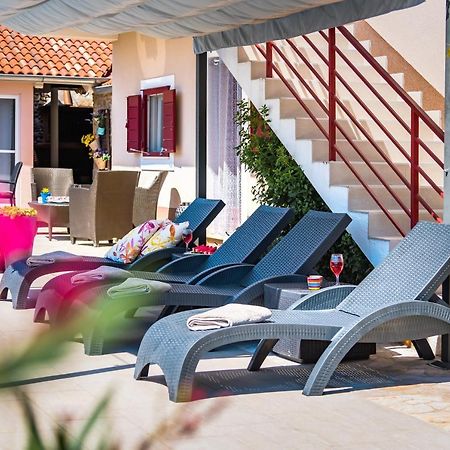 Holiday Home Rosko Skradin Eksteriør billede